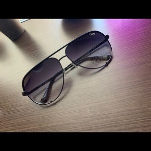 Quay High Key sunglasses- black gradient